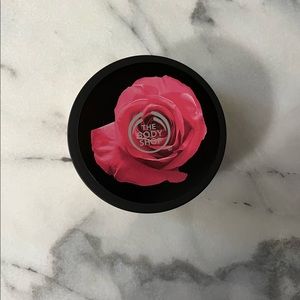 The Body Shop British Rose Instant Glow Body Butter